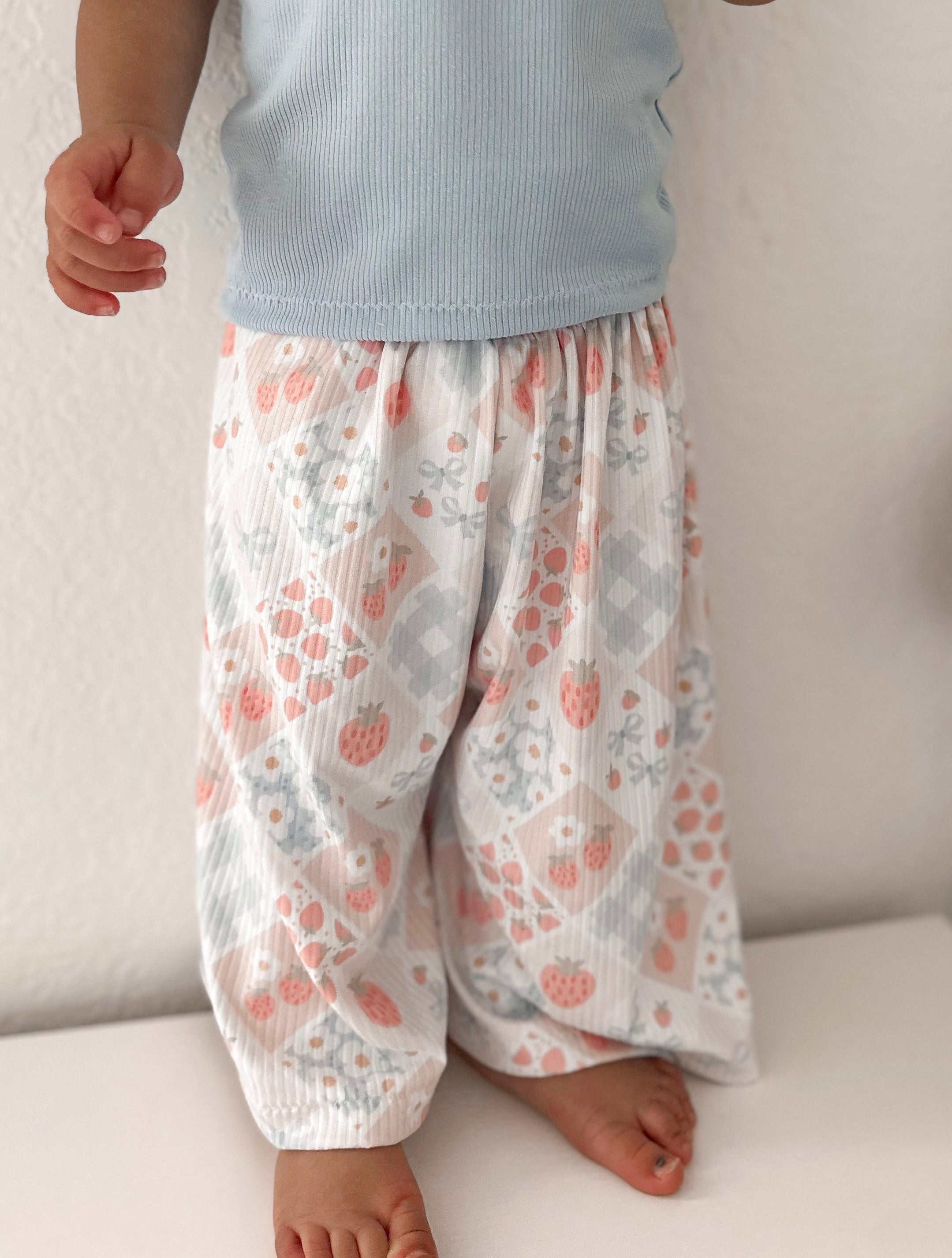 Flow Pants - Red White and Bloom Collection